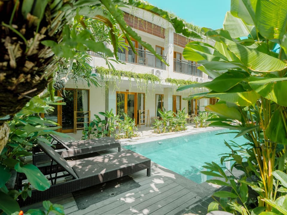 Pool view