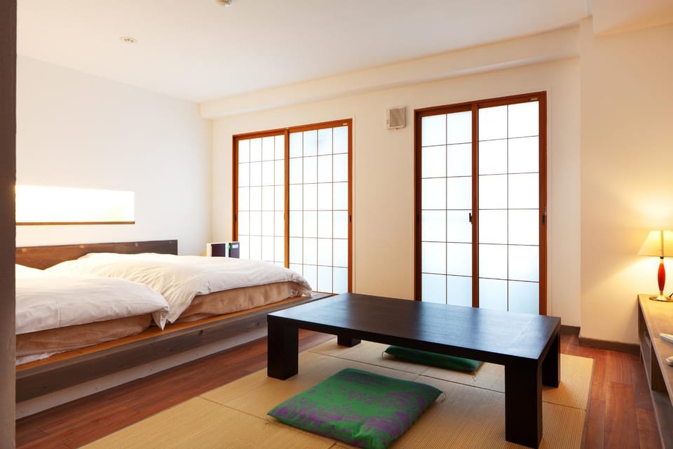 Seating area, Bedroom