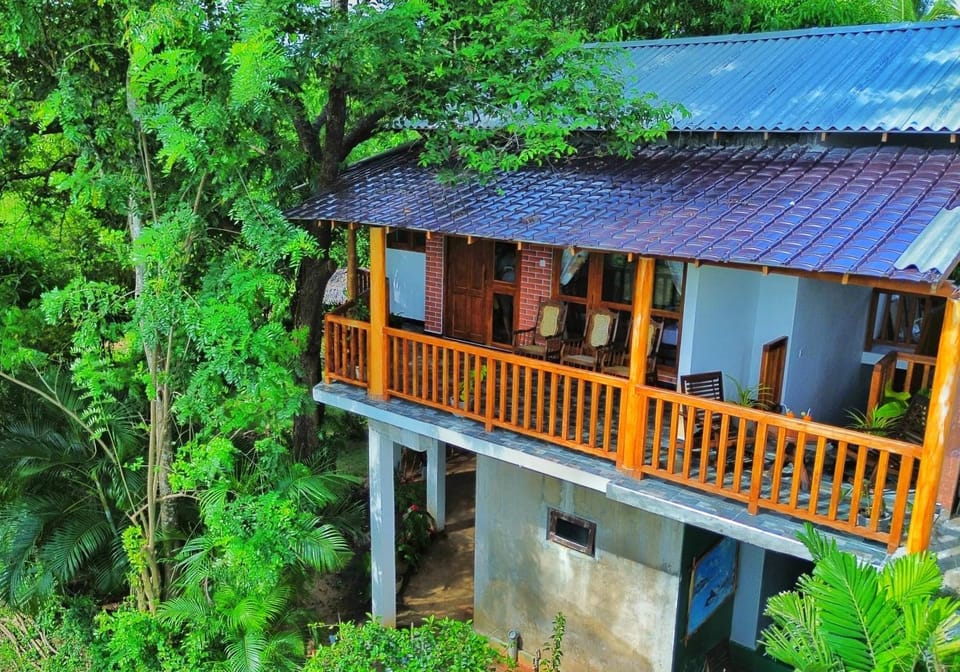 Property building, View (from property/room)