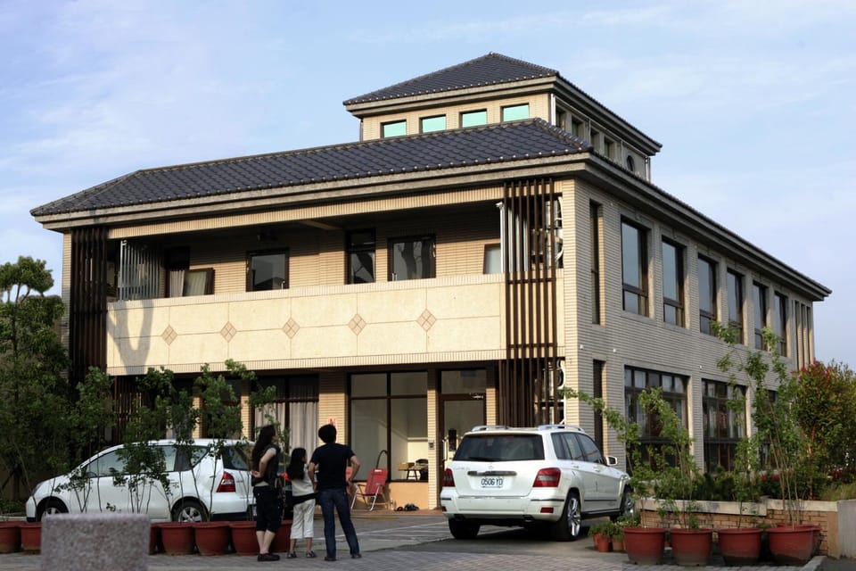 Facade/entrance, Off site, Day