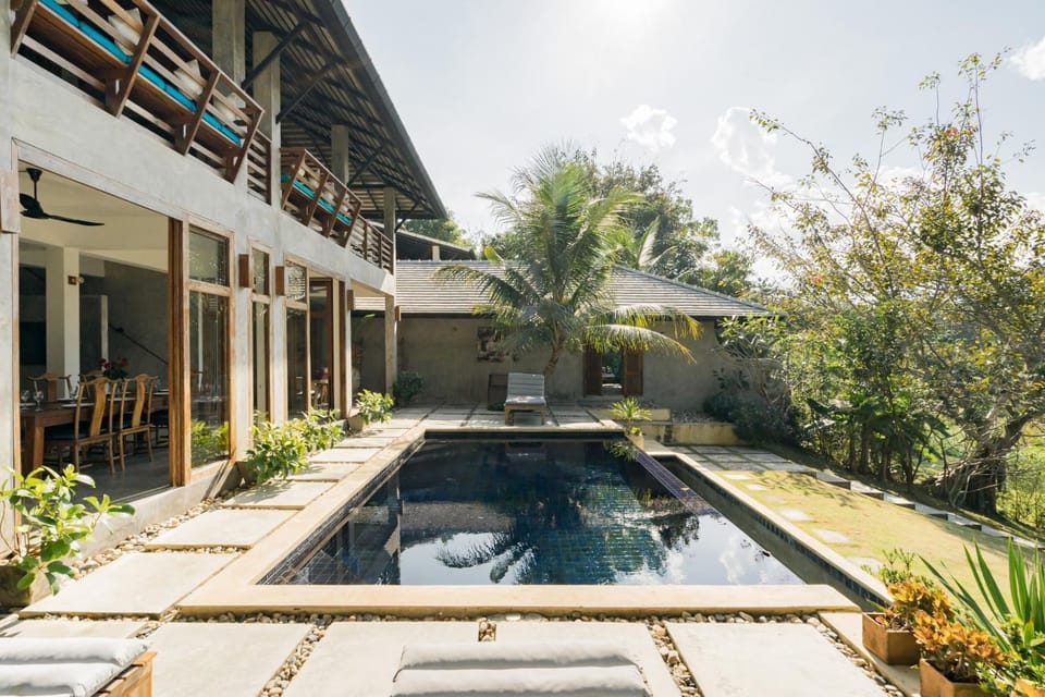 Property building, Swimming pool