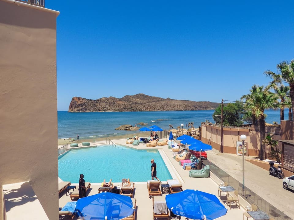 Natural landscape, Sea view, Swimming pool