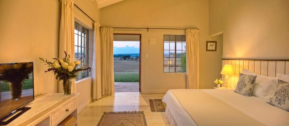 Soames Hotel & Jack' s Bar Hotel in Kenya
