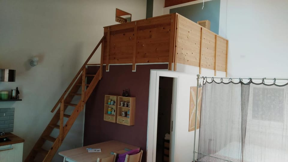 bunk bed