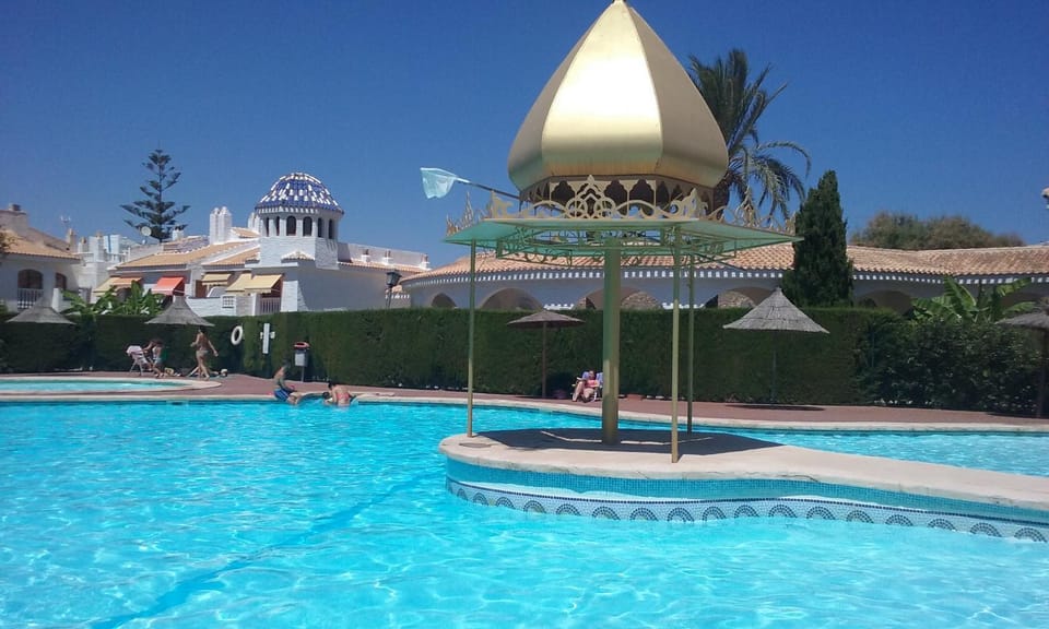Swimming pool