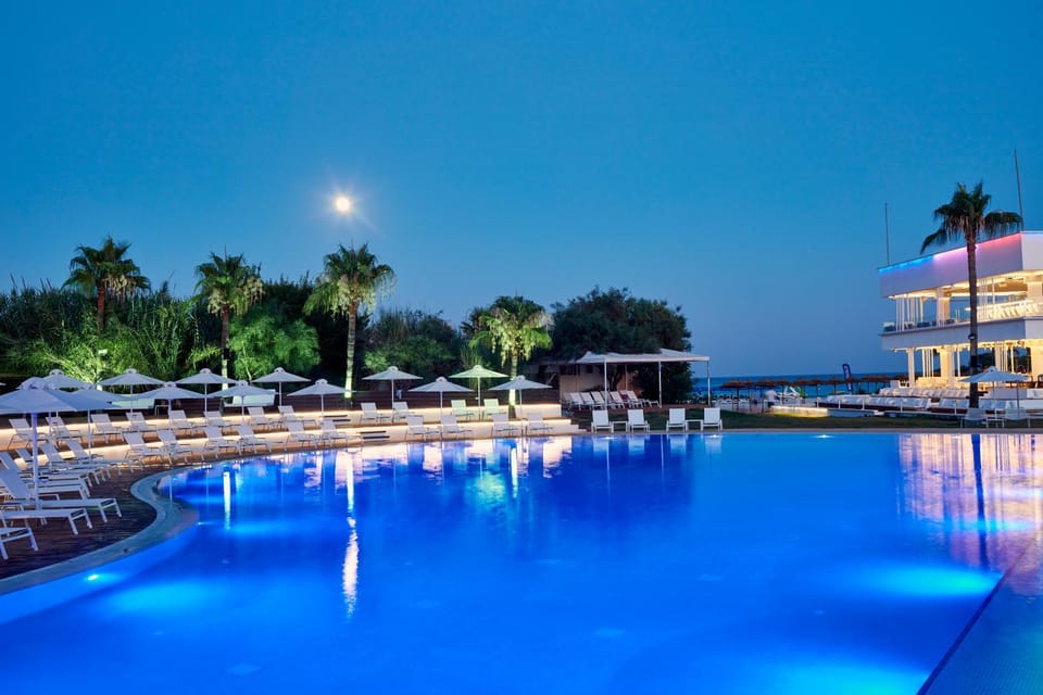 Night, Swimming pool