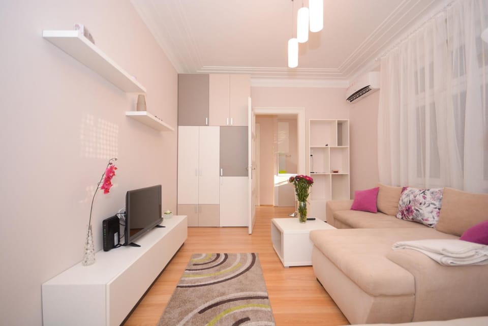 Apartment Mina Apartment in Belgrade