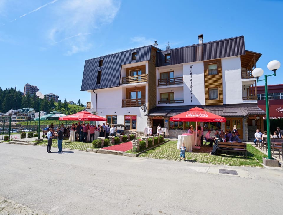 Facade/entrance, Summer, Evening entertainment, Street view
