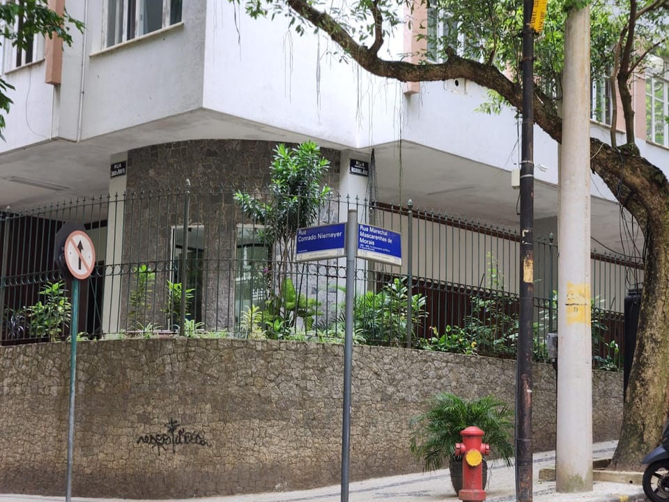 Property building, Street view