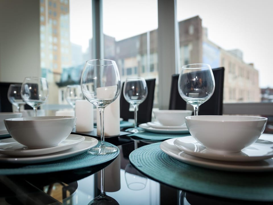 Dining area, City view