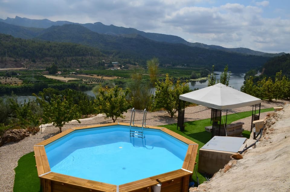 Garden, Balcony/Terrace, River view, Swimming pool