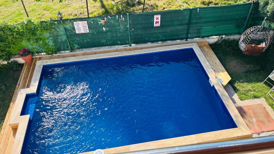 Pool view, Swimming pool