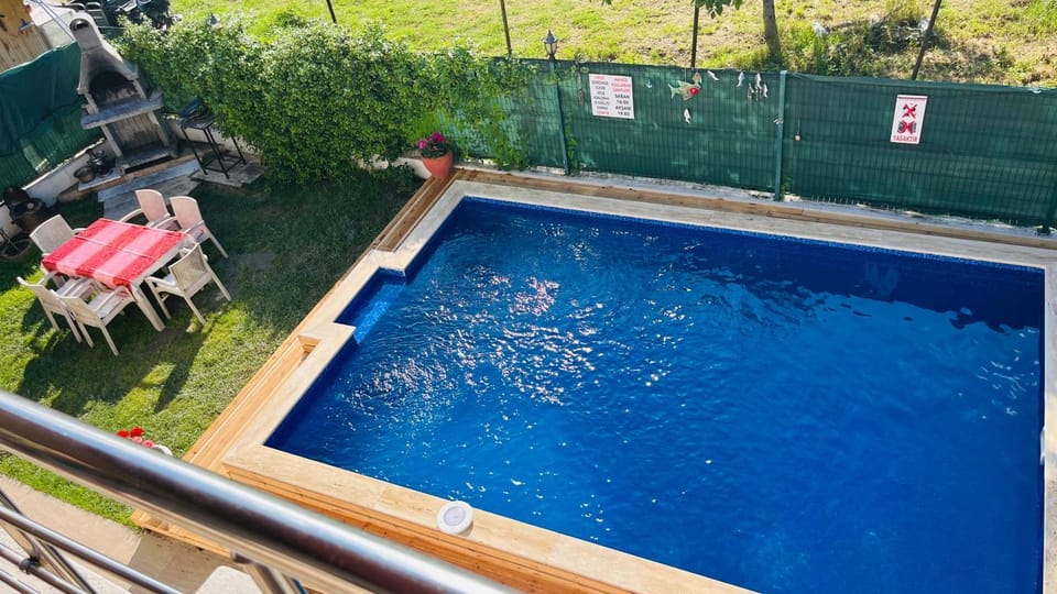 Natural landscape, Garden, Garden view, Pool view, Swimming pool, sunbed