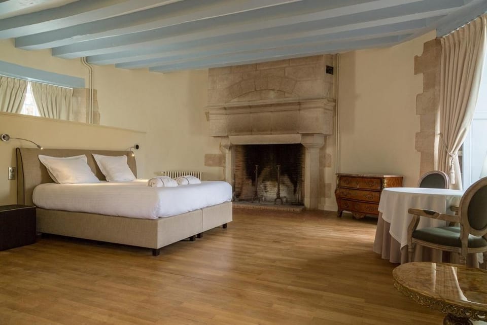 The Originals le Château de Dissay Poitiers Hotel in Nouvelle-Aquitaine