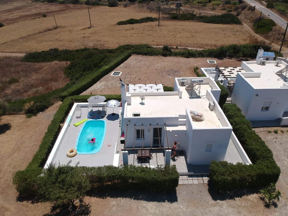Property building, Bird's eye view, Pool view