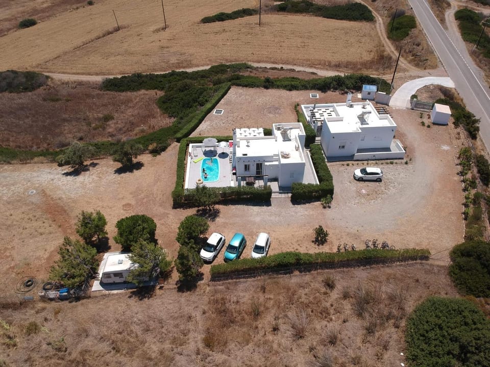 Property building, Natural landscape, Bird's eye view, Parking