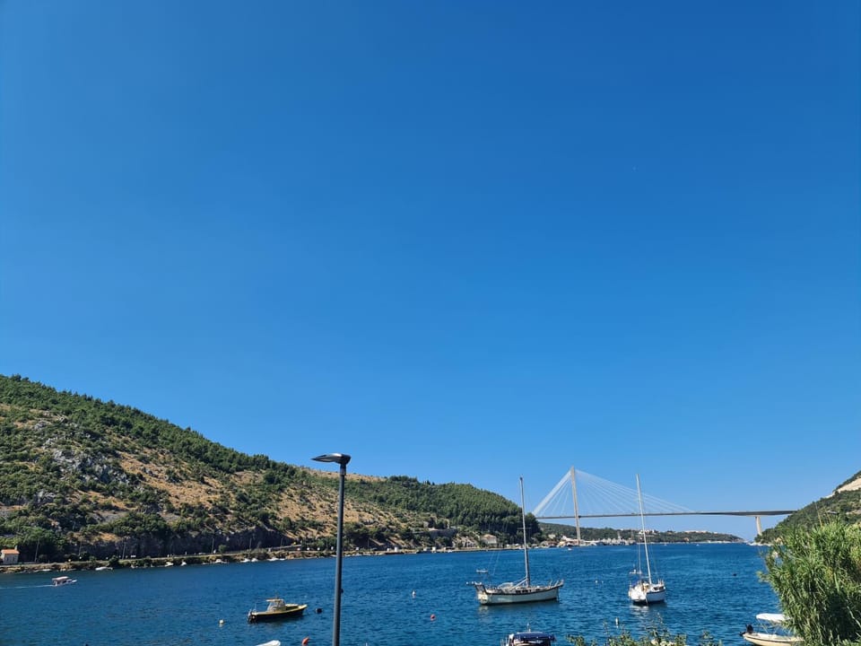 Day, Natural landscape, Balcony/Terrace, Mountain view, River view, Sea view