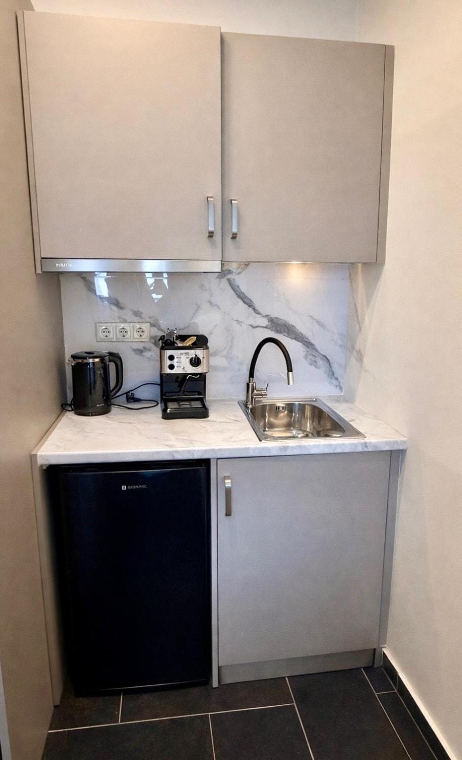 Coffee/tea facilities, Kitchen or kitchenette