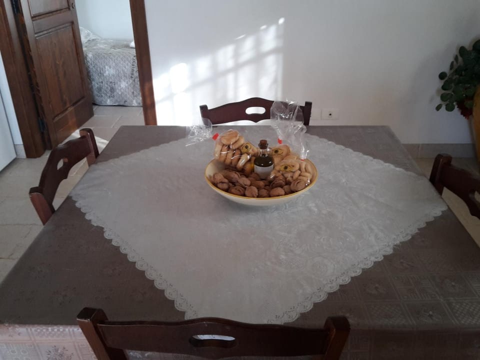 Food and drinks