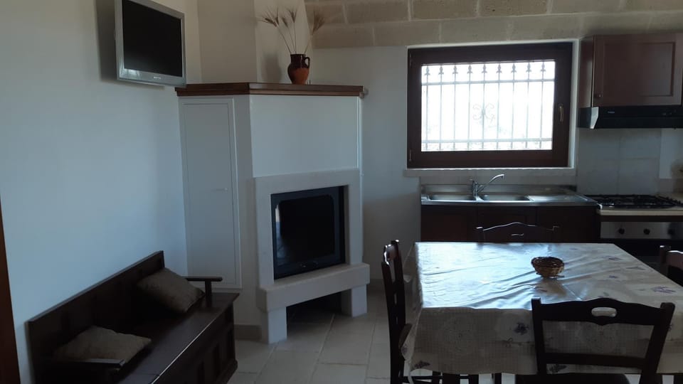 Dining area, On site