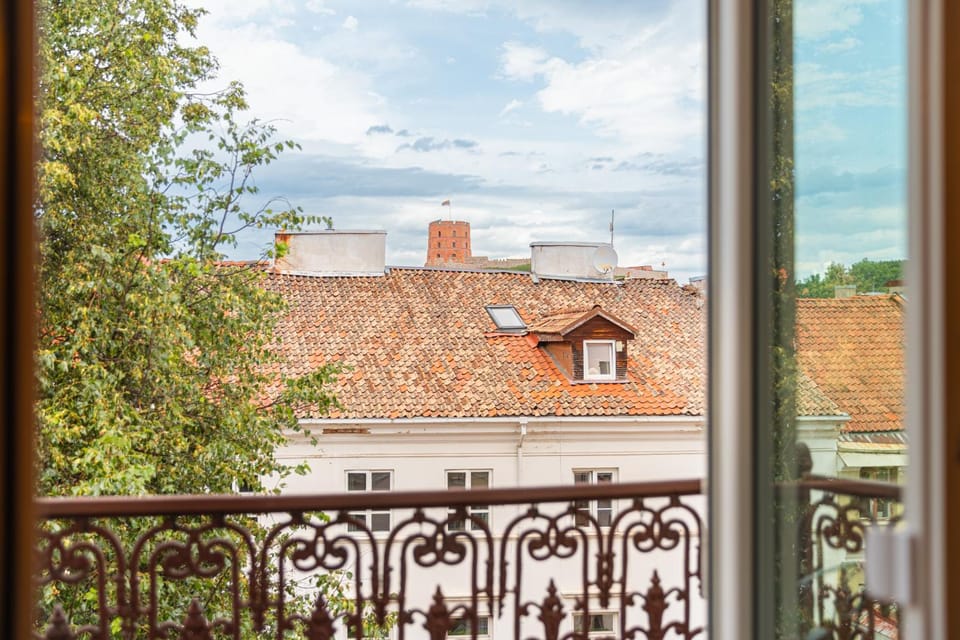 Bedroom, Landmark view