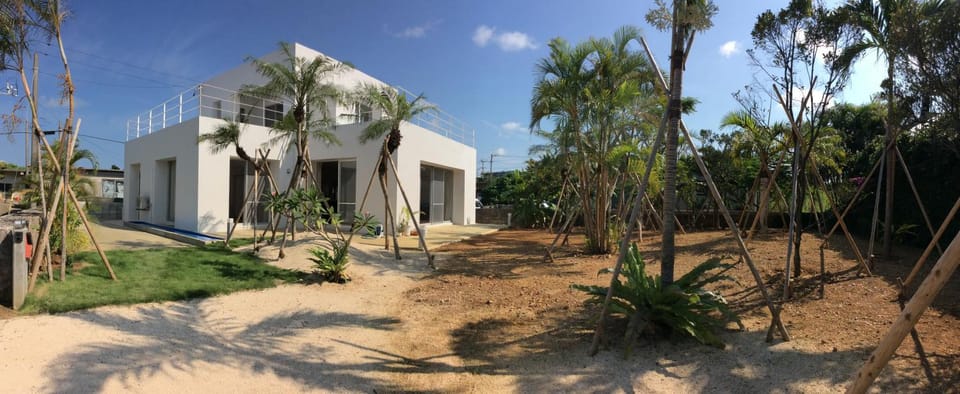 Seaside House Nirai House in Okinawa Prefecture