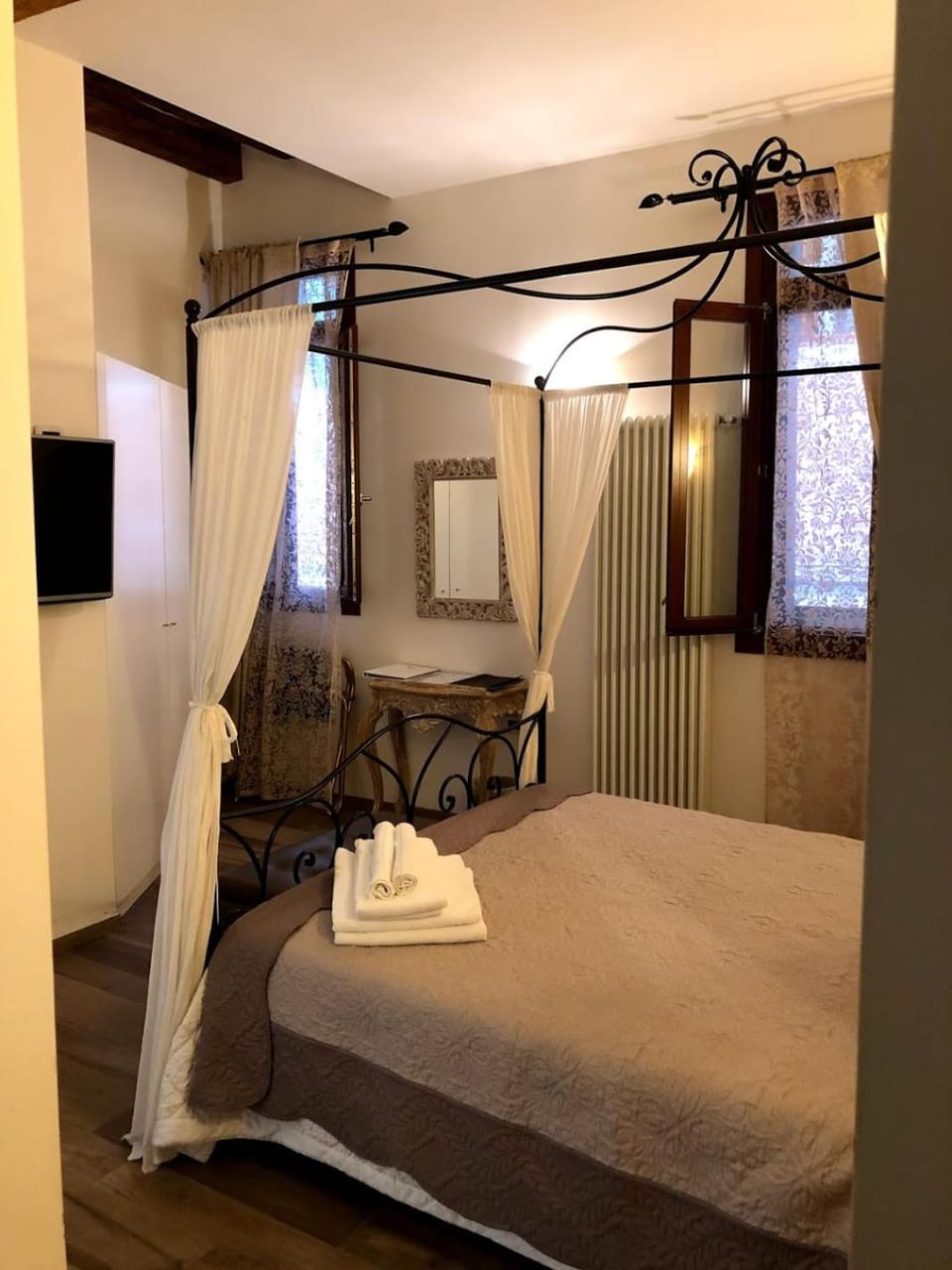 TV and multimedia, Bedroom