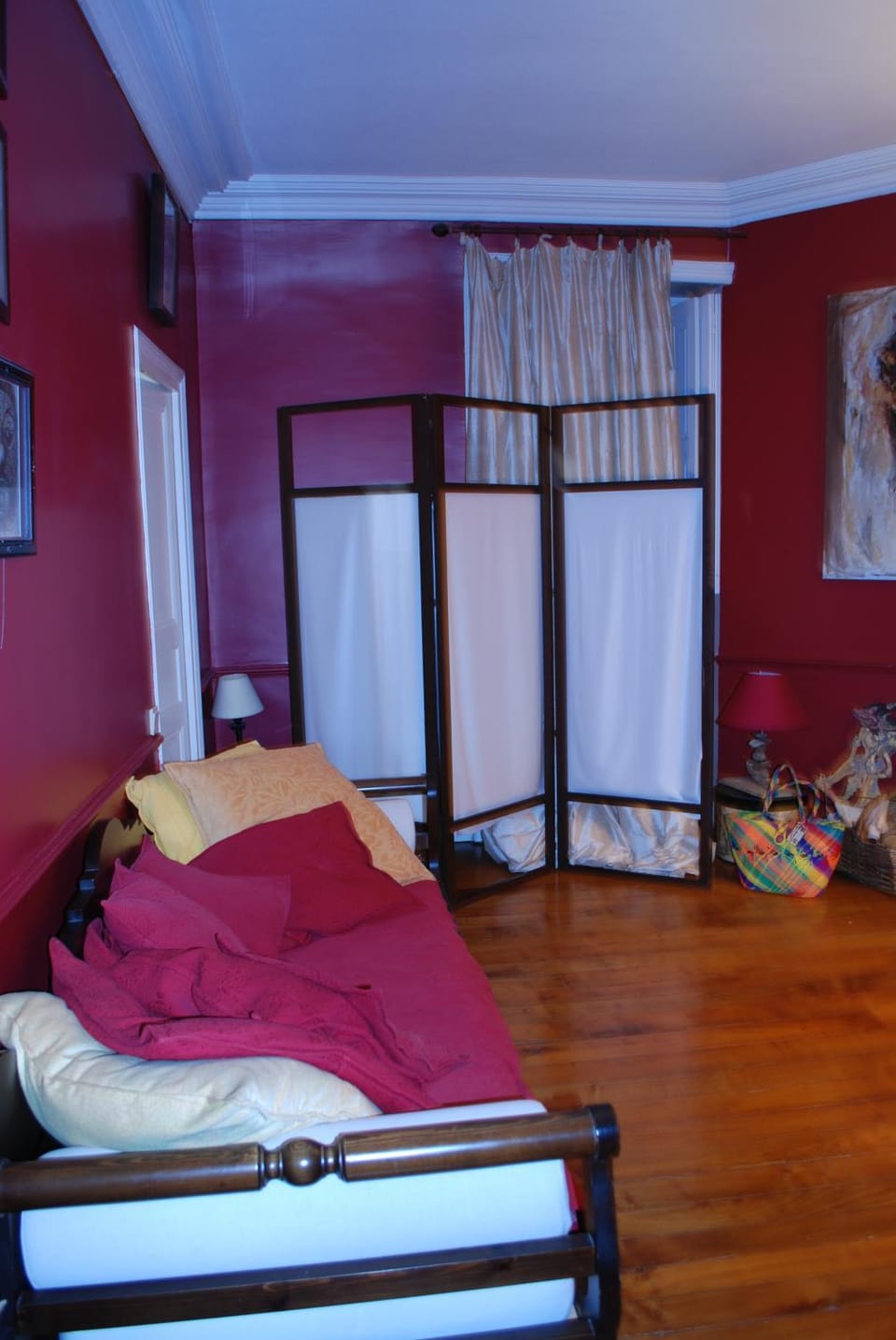 La Maison bleue Bed and Breakfast in Rennes