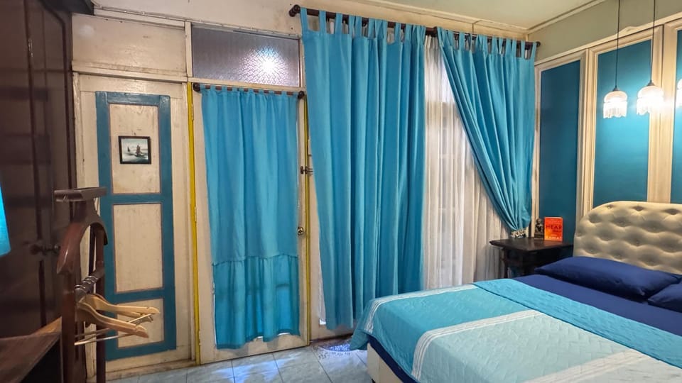 Café de Baan Raow Bed and Breakfast in Bangkok
