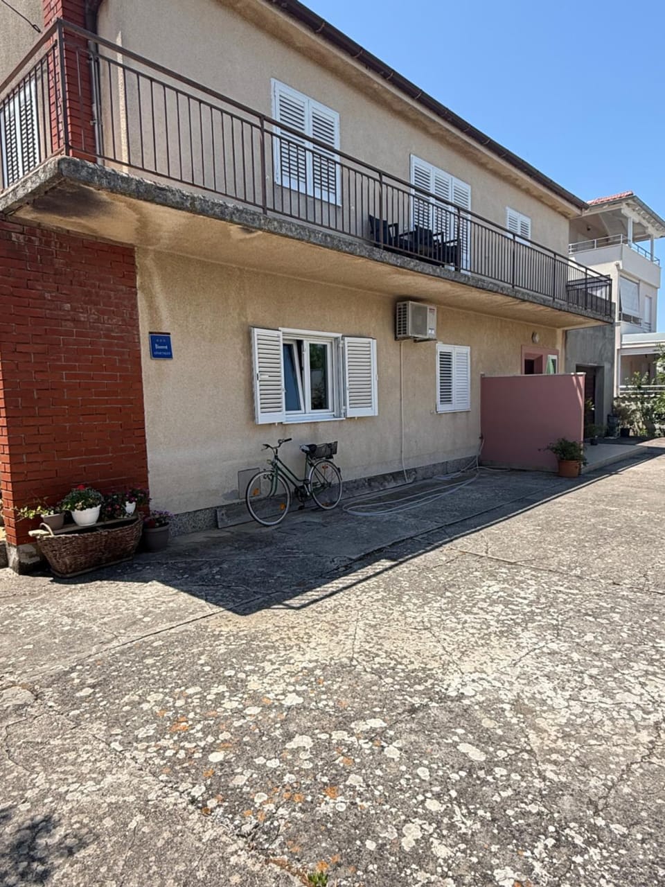 Apartments Vala Apartment in Murter