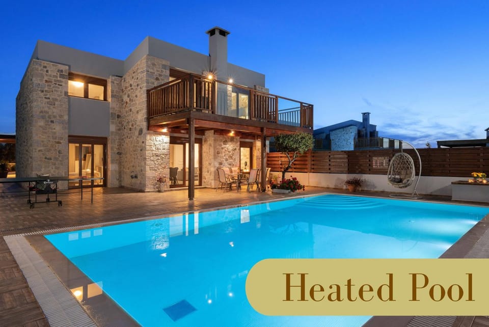 Property building, Swimming pool, Swimming pool