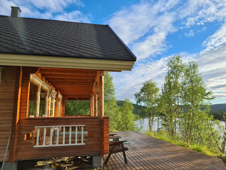 Property building, Patio, River view