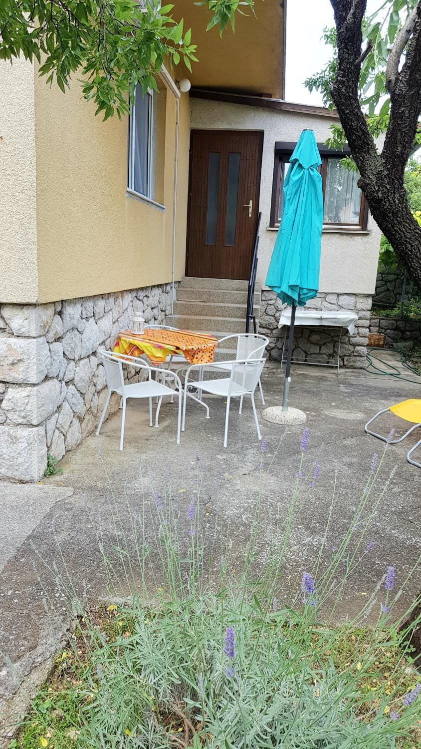 Facade/entrance, Seating area