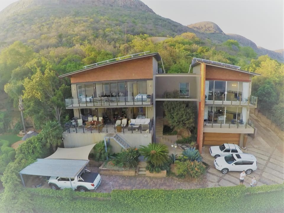 Thatch View Apartment in Gauteng