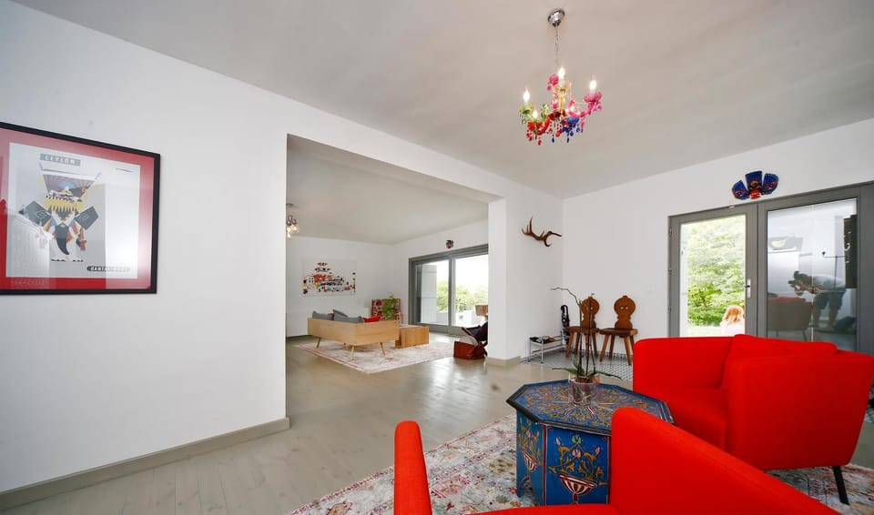 Living room, Seating area