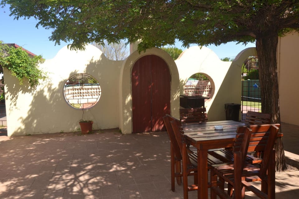 Patio, BBQ facilities