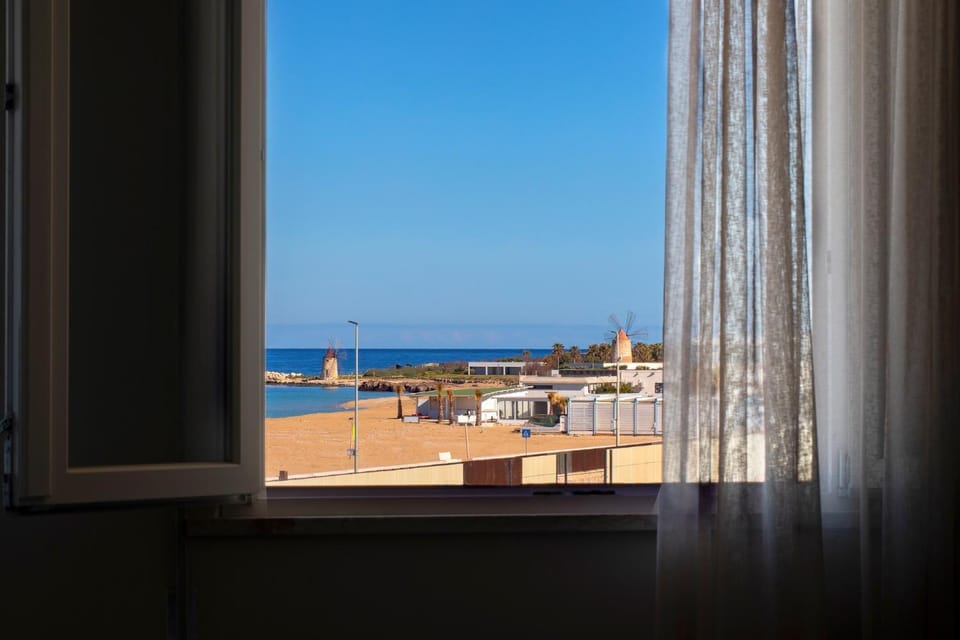 Balcony/Terrace, Sea view, Street view
