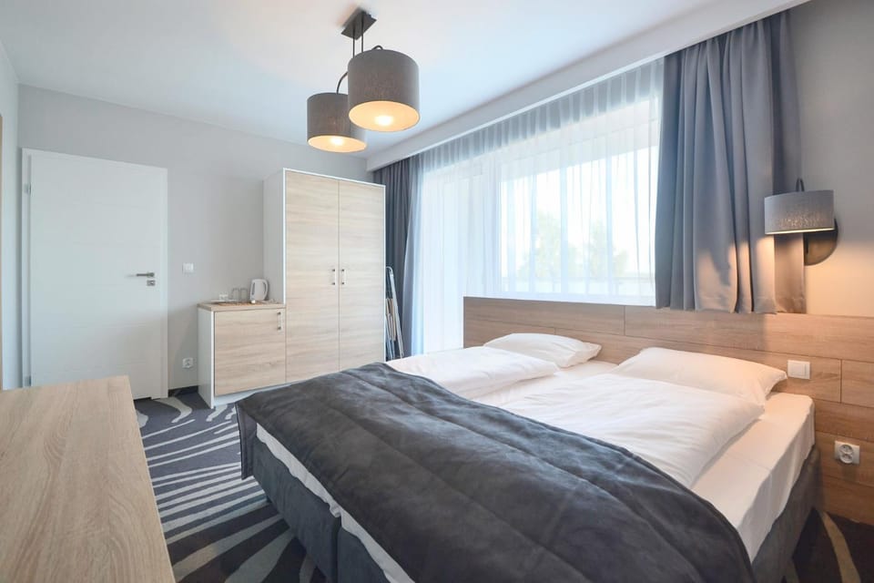 Seating area, Bedroom