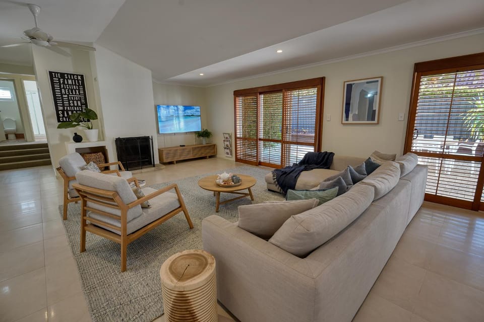 TV and multimedia, Living room