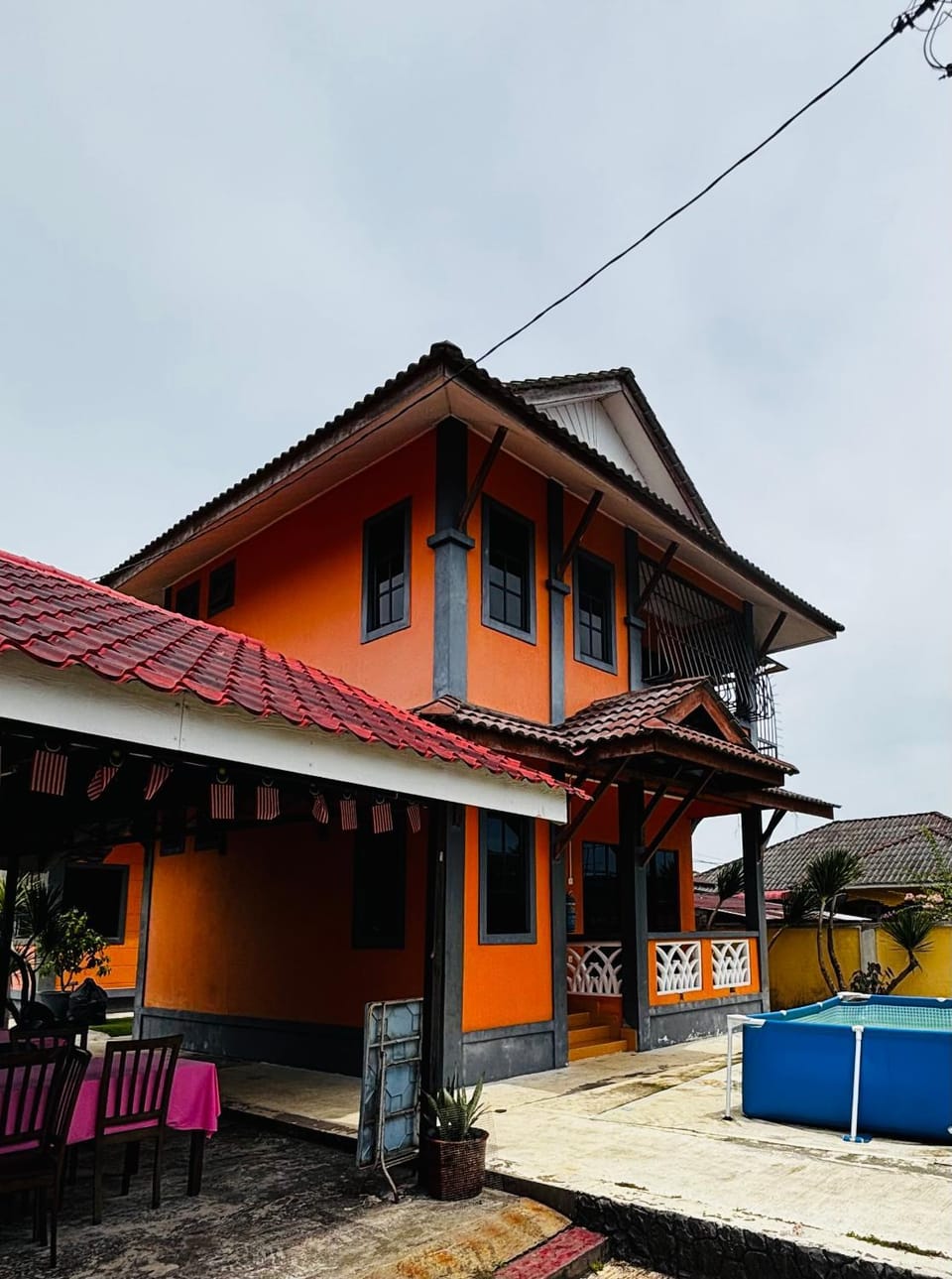 Property building, Balcony/Terrace, Pool view, Swimming pool