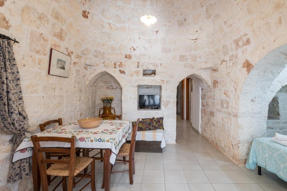 Trullo L'ulivo House in Province of Taranto