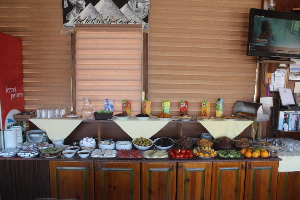 Restaurant/places to eat, Food and drinks, Food, Breakfast, Buffet breakfast