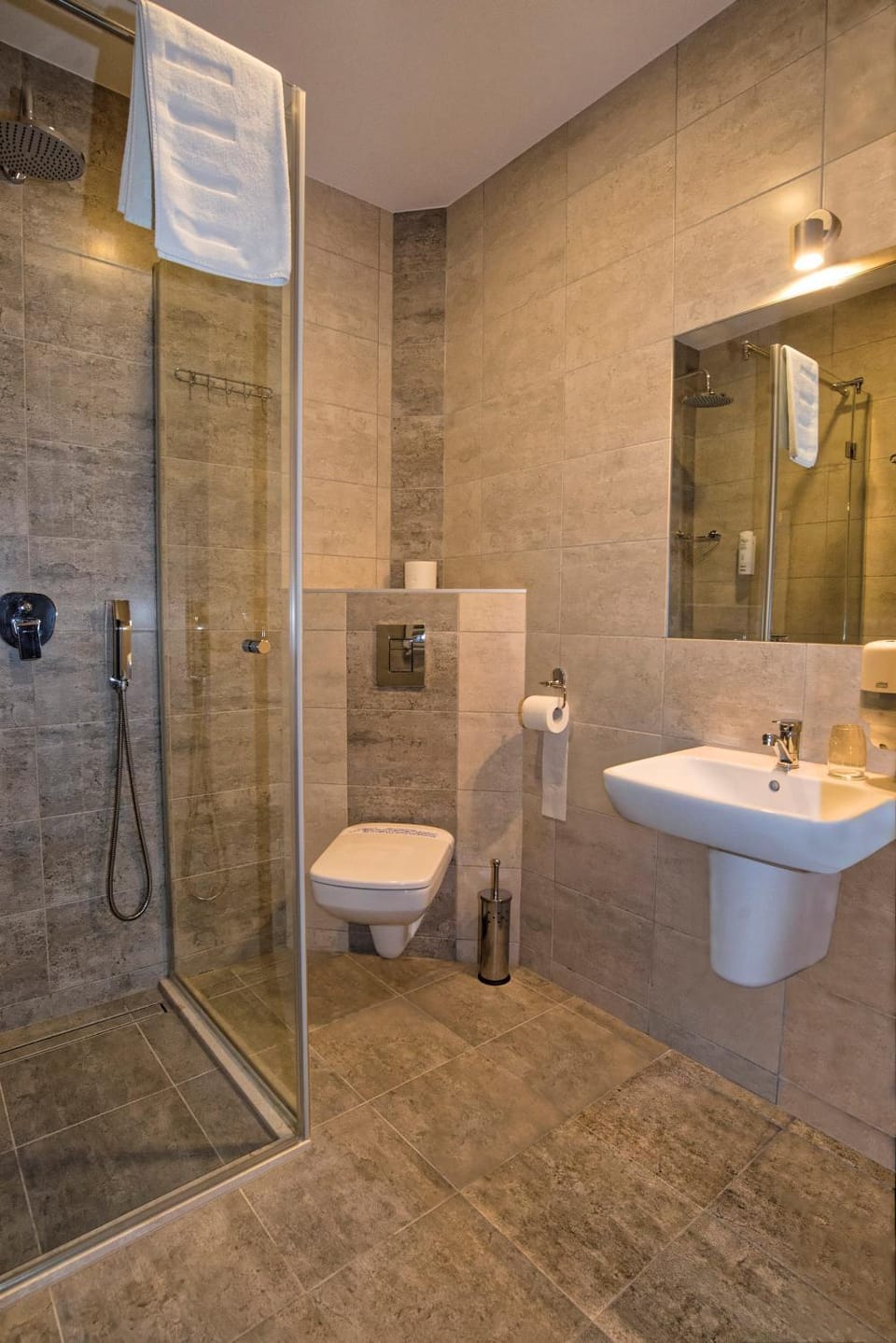 Brooklyn Noclegi Inn in Poland