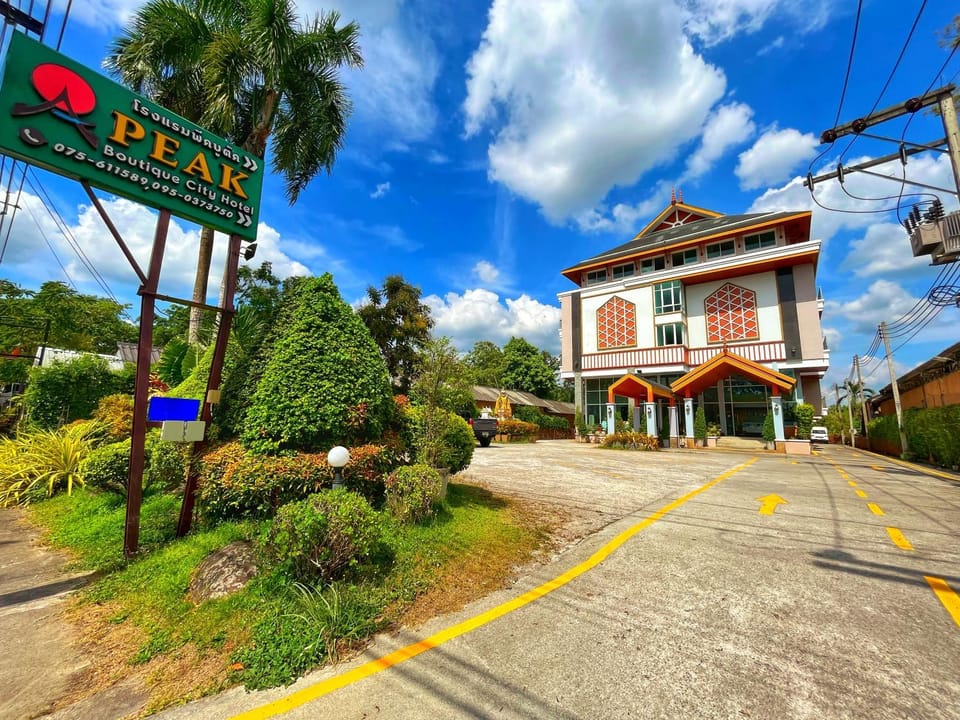 Peak Boutique City Hotel Krabi Bed and Breakfast in Krabi Changwat