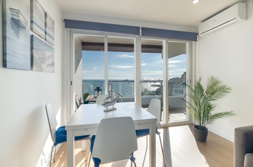 Casa dos Cotas - Amazing Seaside Apartment with Balcony Apartment in Cascais
