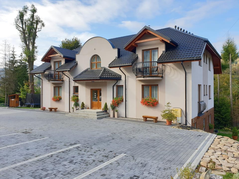 Willa Miła Bed and Breakfast in Poland