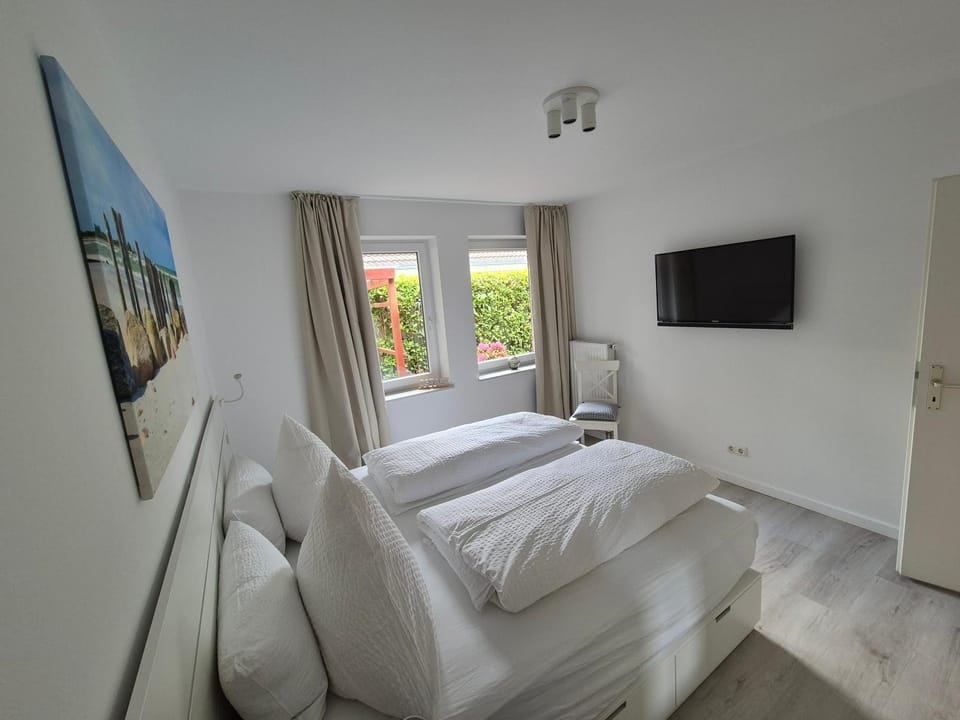 TV and multimedia, Bedroom