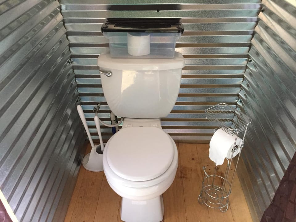 Toilet, Bathroom