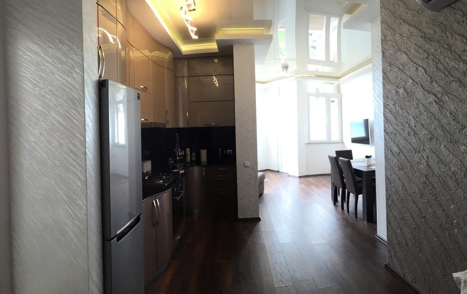 Kitchen or kitchenette, Living room, Dining area