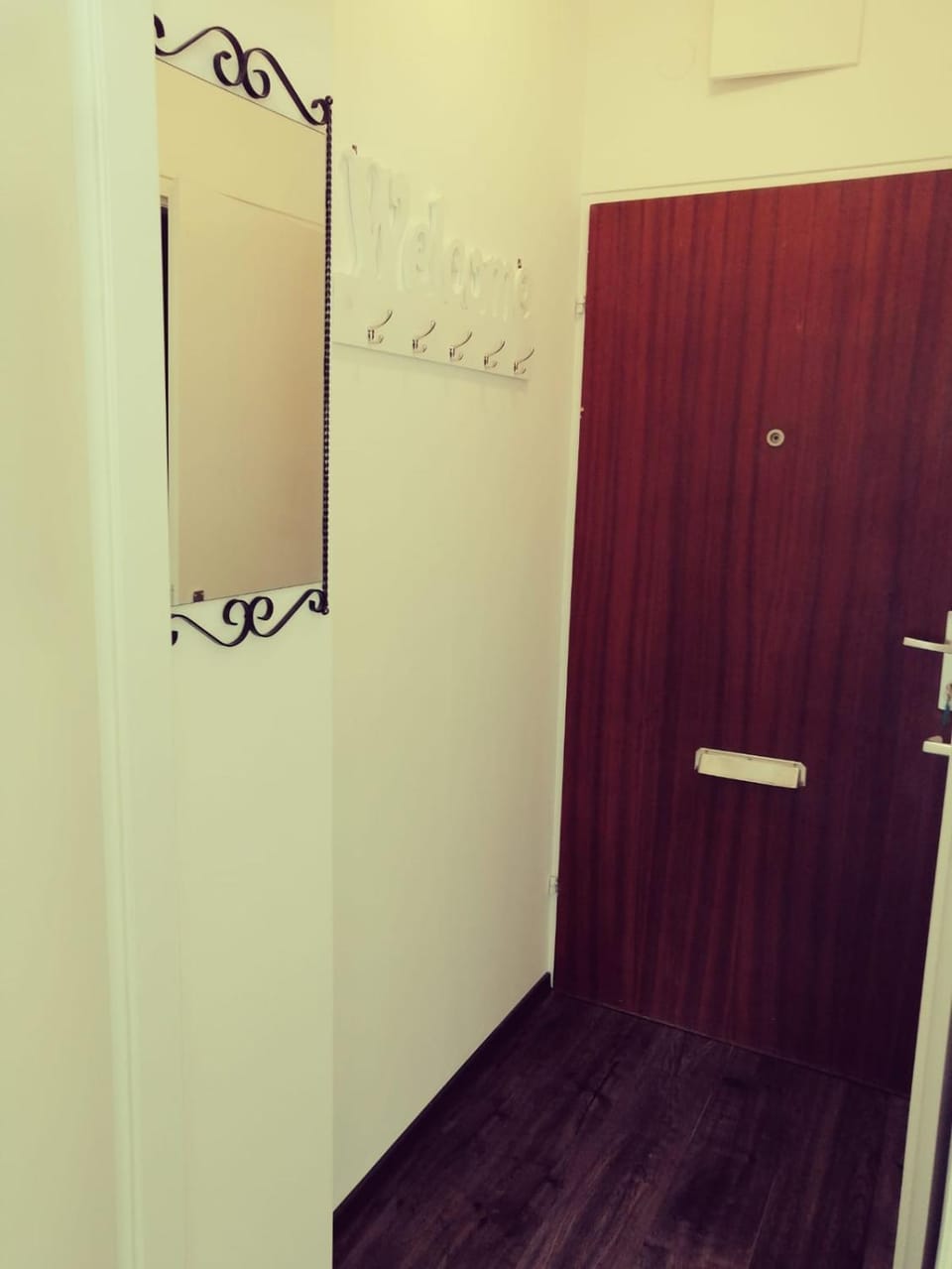 MyCrib I Free Parking I Self Check-in Apartment in Graz